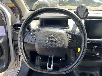 Citroën C4 C4 Cactus (0B/0P) Hatchback 5-drs 1.2 PureTech 82 12V (EB2F(HMZ)) [60k=
W]  (09-2014/...) picture 17