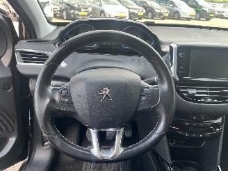 Peugeot 2008 2008 (CU) MPV 1.2 12V e-THP PureTech 110 (EB2DT(HNZ)) [81kW]  (01-2015=
/12-2019) picture 15