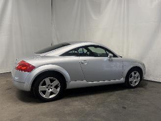 Audi TT TT (8N3) Coupé 1.8 20V Turbo (AUQ) [132kW]  (10-1998/10-2006) picture 6