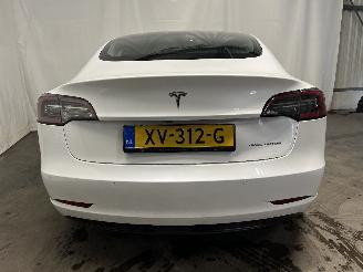 Tesla Model 3 Model 3 Sedan Long Range AWD 75 kWh (3D5) [258kW]  (06-2018/...) picture 23