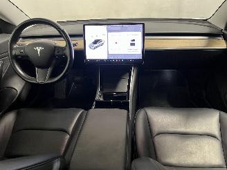 Tesla Model 3 Model 3 Sedan Long Range AWD 75 kWh (3D5) [258kW]  (06-2018/...) picture 11
