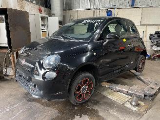 Unfallwagen Fiat 500 500 (312) Hatchback Electric (E99) [83kW]  (09-2012/...) 2014/3