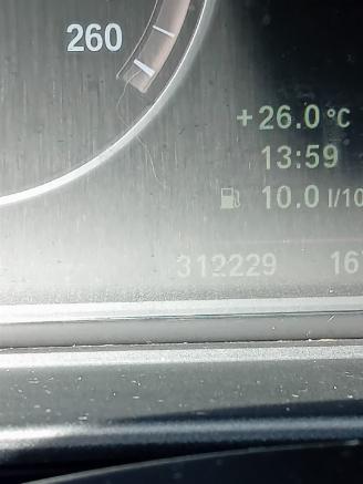 BMW 5-serie 5 serie Touring (F11) Combi 528i 16V (N20-B20A) [180kW]  (09-2011/02-2=
017) picture 2