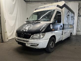 skadebil auto Mercedes Sprinter Sprinter 3t (903) Bus 316 CDI 20V (OM647.981) [115kW]  (04-2000/04-200=
6) 2001/4