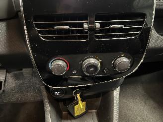 Renault Clio Clio IV (5R) Hatchback 5-drs 1.5 Energy dCi 90 FAP (K9K-608(K9K-B6)) [=
66kW]  (11-2012/08-2021) picture 16