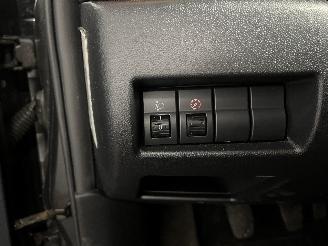 Mazda 3 3 Sport (BK) Hatchback 1.6i 16V (Z627) [77kW]  (10-2003/06-2009) picture 18