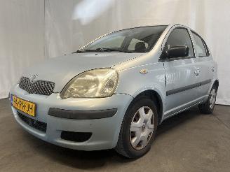 Toyota Yaris Yaris (P1) Hatchback 1.3 16V VVT-i (2SZFE) [64kW]  (04-2002/09-2005) picture 3