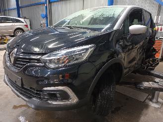 Uttjänta bilar auto Renault Captur Captur I (2R) SUV 1.2 TCE 16V EDC (H5F-412(H5F-G4)) [87kW]  (01-2016/.=
=2E.) 2017/9