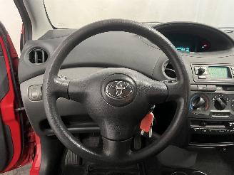 Toyota Yaris Yaris (P1) Hatchback 1.3 16V VVT-i (2SZFE) [64kW]  (04-2002/09-2005) picture 15