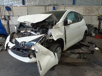 rozbiórka samochody osobowe Toyota Aygo Aygo (B40) Hatchback 1.0 12V VVT-i (1KR-FE) [51kW]  (05-2014/06-2018) 2016/6