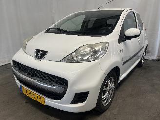 Peugeot 107 107 Hatchback 1.0 12V (384F(1KR)) [50kW]  (06-2005/05-2014) picture 3