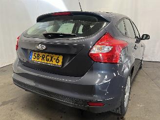 Ford Focus Focus 3 Hatchback 1.6 Ti-VCT 16V 105 (IQDB(Euro 5)) [77kW]  (07-2010/0=
5-2018) picture 5