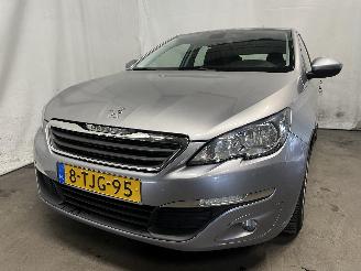 Avarii autoturisme Peugeot 308 308 (L3/L8/LB/LH/LP) Hatchback 5-drs 1.2 12V VTi PureTech 82 (EB2F(HMZ=
)) [60kW]  (09-2013/06-2021) 2014/2