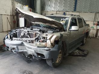 Coche siniestrado Chevrolet Avalanche Avalanche Pick-up 5.3 1500 V8 4WD (LM7) [220kW]  (10-2000/09-2006) 2002/9