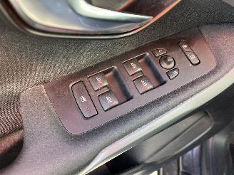Volvo V-40 V40 (MV) Hatchback 5-drs 1.6 D2 (D4162T) [84kW]  (03-2012/12-2016) picture 12
