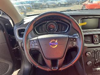 Volvo V-40 V40 (MV) Hatchback 5-drs 1.6 D2 (D4162T) [84kW]  (03-2012/12-2016) picture 17