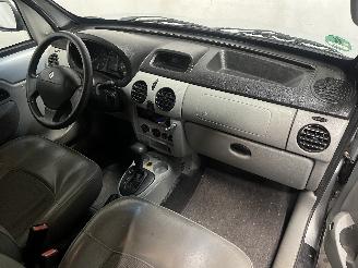 Renault Kangoo Kangoo (KC) MPV 1.6 16V (K4M-752) [70kW]  (06-2001/01-2008) picture 17