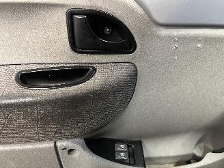 Renault Kangoo Kangoo (KC) MPV 1.6 16V (K4M-752) [70kW]  (06-2001/01-2008) picture 27