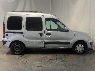 Renault Kangoo Kangoo (KC) MPV 1.6 16V (K4M-752) [70kW]  (06-2001/01-2008) picture 7
