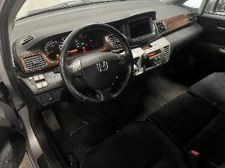 Honda Fr-v FR-V (BE) MPV 2.0 16V (K20A9) [110kW]  (02-2005/12-2006) picture 12