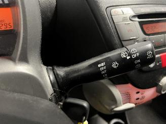 Citroën C1 C1 Hatchback 1.0 12V (384F(CFA)) [50kW]  (06-2005/09-2014) picture 22