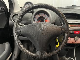Peugeot 107 107 Hatchback 1.0 12V (384F(1KR)) [50kW]  (06-2005/05-2014) picture 18