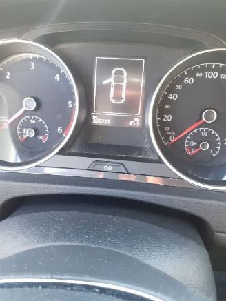 Volkswagen Golf Golf VII (AUA) Hatchback 1.6 TDI BMT 16V (DDYA) [85kW]  (11-2016/03-20=
20) picture 2