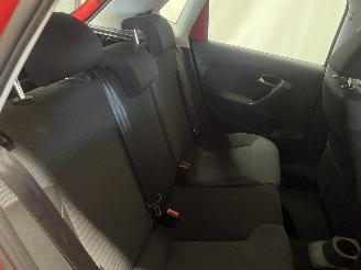 Volkswagen Polo Polo V (6R) Hatchback 1.2 12V BlueMotion Technology (CGPA(Euro 5)) [51=
kW]  (06-2009/05-2014) picture 12