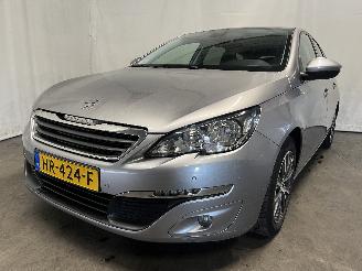 Voiture accidenté Peugeot 308 308 SW (L4/L9/LC/LJ/LR) Combi 5-drs 1.6 BlueHDi 120 (DV6FC(BHZ)) [88kW=
]  (03-2014/12-2021) 2015/12