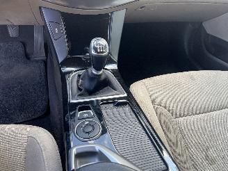 Hyundai I-40 i40 (VFA) Sedan 1.6 GDI 16V (G4FD(Euro 4)) [99kW]  (03-2012/05-2019) picture 17
