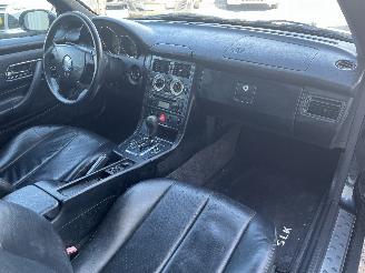 Mercedes SLK SLK (R170) Cabrio 2.3 230 K 16V (M111.973) [142kW]  (09-1996/03-2000) picture 9