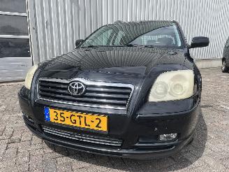 Avarii autoturisme Toyota Avensis Avensis Wagon (T25/B1E) Combi 2.0 16V VVT-i D4 (1AZFSE) [108kW]  (04-2=
003/11-2008) 2005/4