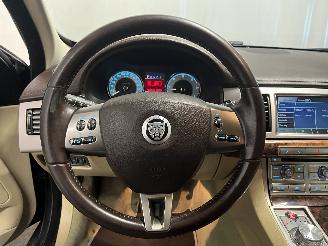 Jaguar XF XF (CC9) Sedan 2.7 D V6 24V (7G(AJ-TDV6)) [152kW]  (03-2008/04-2015) picture 15