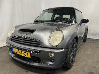 Schadeauto Mini Mini Mini (R50/53) Hatchback 1.6 16V Cooper S (W11-B16A) [120kW]  (03-2002/=
09-2006) 2004/2