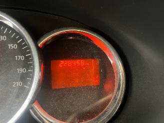 Dacia Lodgy Lodgy (JS/SD0J) MPV 1.2 TCE 16V (H5F-408) [85kW]  (03-2012/...) picture 2