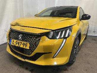 Auto incidentate Peugeot 208 208 II (UB/UH/UP) Hatchback 5-drs e-208 50 kWh (ZKX) [100kW]  (06-2019=
/...) 2020/7