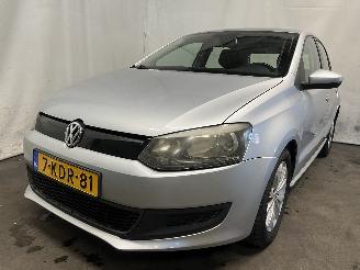 Schadeauto Volkswagen Polo Polo V (6R) Hatchback 1.2 TDI 12V BlueMotion (CFWA(Euro 5)) [55kW]  (1=
0-2009/05-2014) 2011/6