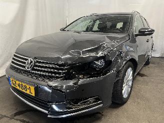krockskadad bil auto Volkswagen Passat Passat Variant (365) Combi 1.4 TSI 16V (CAXA(Euro 5)) [90kW]  (08-2010=
/12-2014) 2011/6