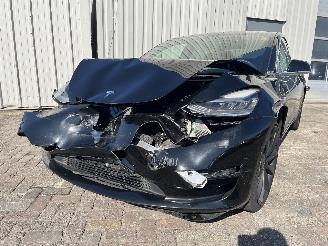 Schadeauto Tesla Model 3 Model 3 Sedan Long Range 75kWh (A0003K87Long Range 75kWh) [220kW]  (03=
-2019/...) 2019/12