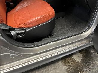 Kia Picanto Picanto (TA) Hatchback 1.0 12V (G3LA) [51kW]  (05-2011/06-2017) picture 13