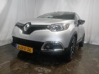 Unfallwagen Renault Captur Captur I (2R) SUV 0.9 Energy TCE 12V (H4B-400(H4B-A4)) [66kW]  (06-201=
3/...) 2015/4
