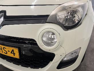 Renault Twingo Twingo II (CN) Hatchback 3-drs 1.2 16V (D4F-764(D4F-E7)) [55kW]  (03-2=
007/09-2014) picture 12