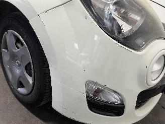 Renault Twingo Twingo II (CN) Hatchback 3-drs 1.2 16V (D4F-764(D4F-E7)) [55kW]  (03-2=
007/09-2014) picture 8
