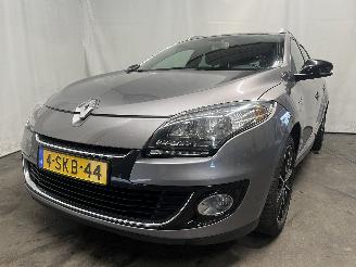 uszkodzony samochody osobowe Renault Mégane Megane III Grandtour (KZ) Combi 5-drs 1.2 16V TCE 115 (H5F-400(H5F-A4)=
) [85kW]  (03-2012/02-2016) 2013/10