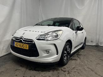krockskadad bil auto Citroën DS3 DS3 (SA) Hatchback 1.6 VTi 120 16V (EP6C(5FS)) [88kW]  (04-2010/07-201=
5) 2010/9