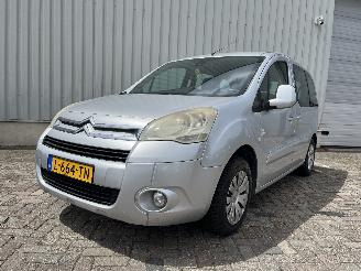 Unfallwagen Citroën Berlingo Berlingo Cinqspace, Multispace MPV 1.6 Hdi 16V 90 (DV6ATED4(9HX)) [66k=
W]  (04-2008/12-2018) 2010/7