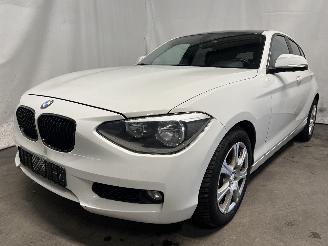 Coche accidentado BMW 1-serie 1 serie (F20) Hatchback 5-drs 114i 1.6 16V (N13-B16A) [75kW]  (07-2012=
/02-2015) 2012/9
