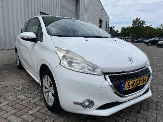 Peugeot 208 208 I (CA/CC/CK/CL) Hatchback 1.2 Vti 12V PureTech 82 (EB2F(HMZ)) [60k=
W]  (03-2012/12-2019) picture 5