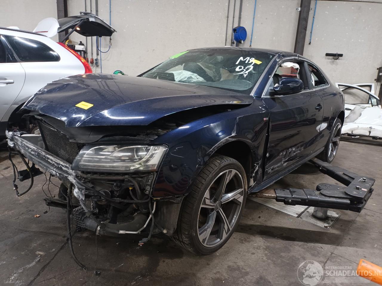 Audi A5 A5 (8T3) Coupé 2.0 FSI 16V (CDNB(Euro 5)) [132kW]  (11-2008/07-2011)=