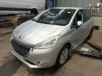 Uttjänta bilar auto Peugeot 208 208 I (CA/CC/CK/CL) Hatchback 1.2 Vti 12V PureTech 82 (EB2F(HMZ)) [60k=
W]  (03-2012/12-2019) 2013/3